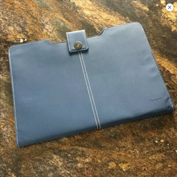 Two Targus Blue Twill Laptop Sleeve For 15" MacBook Pro NWOT - Picture 5 of 16